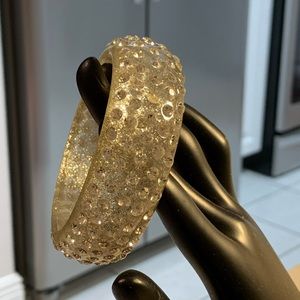 Vintage lucite Chrystal bangle